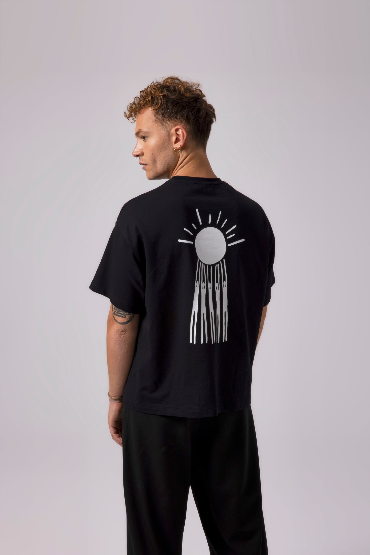 Sun People Tee Black
