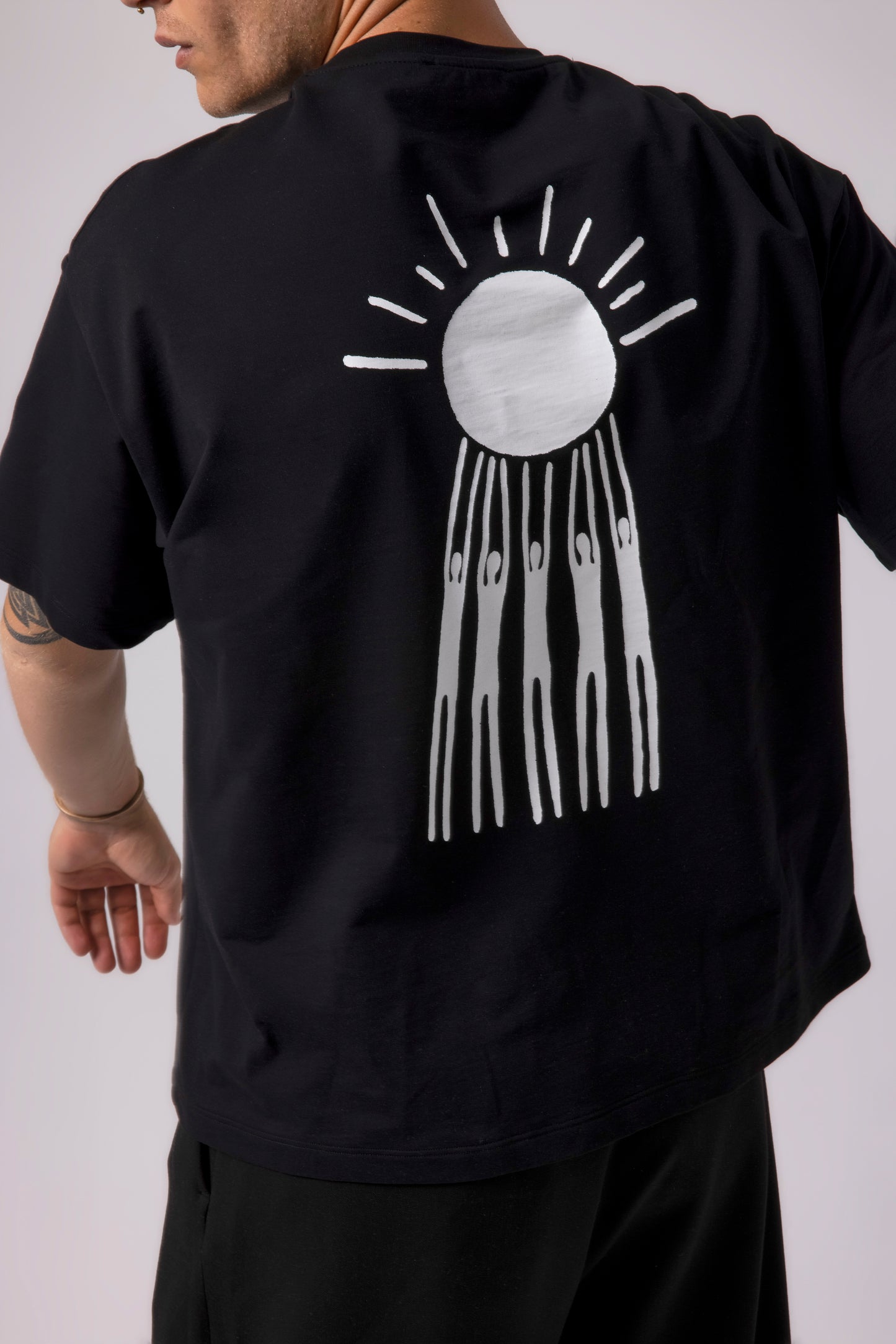 Sun People Tee Black